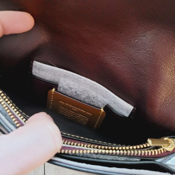 NWT Coach Tea Rose Floral Applique Black Clutch - Picture 8 of 11